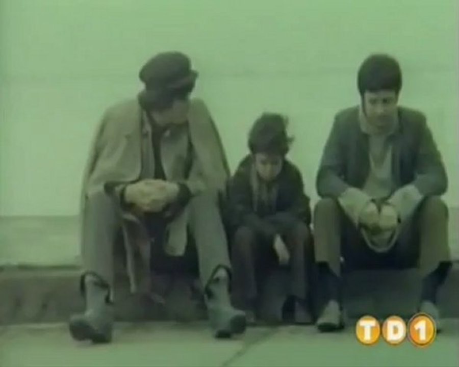 İlkay Akkaya - acılara tutunmak - acı çekmek özgürlükse - kolaj Serbülent Öztürk