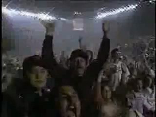 Hall, Nash Syxx crash Steiners