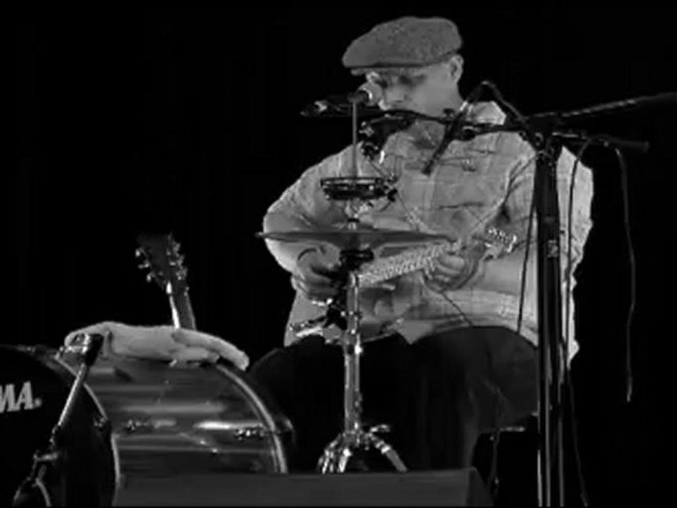 DOLLAR BILL LIVE