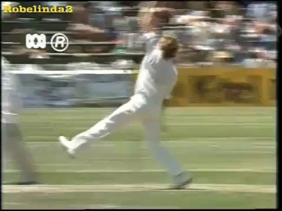 Geoff Boycott Nailed First Ball, Rodney Hogg Gets The Arrogant Pr!ck [Yutube.PK]