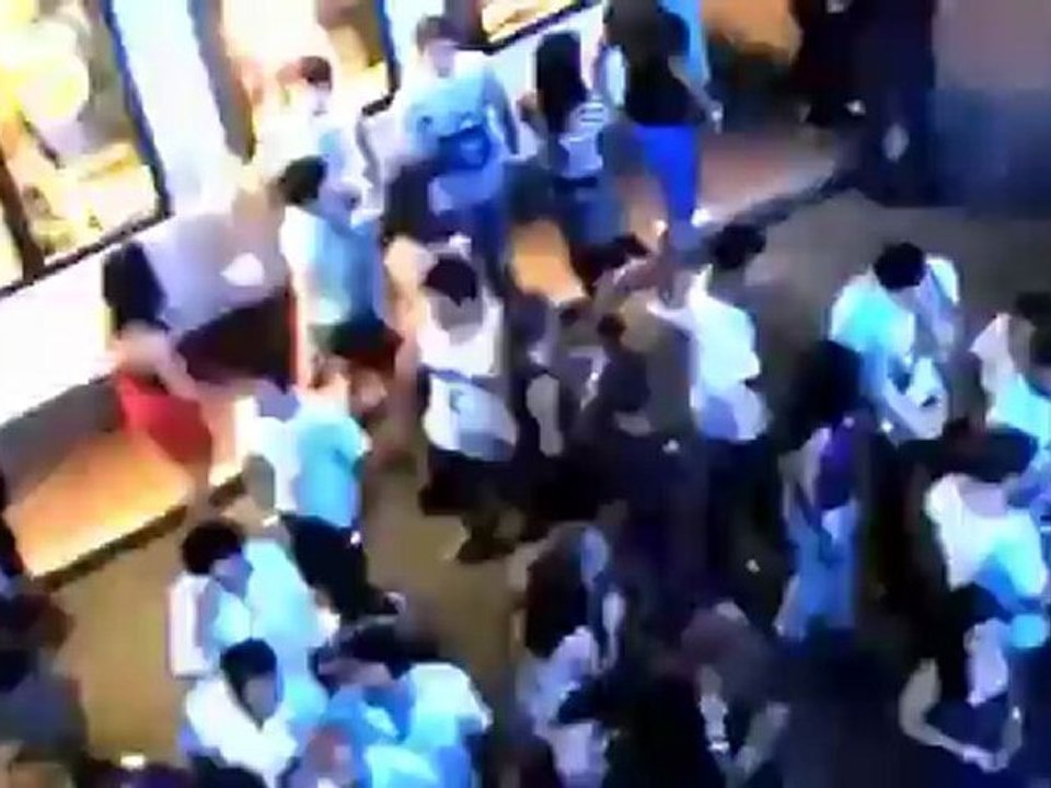 Mayeurs feat Dj Assad - Le Gain (Clip Fashion TV)