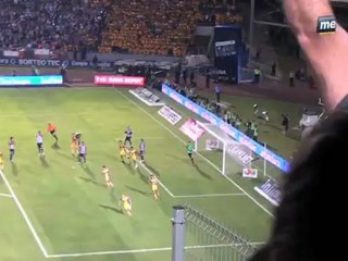 Medio Tiempo: Color Monterrey vs Tigres.mov