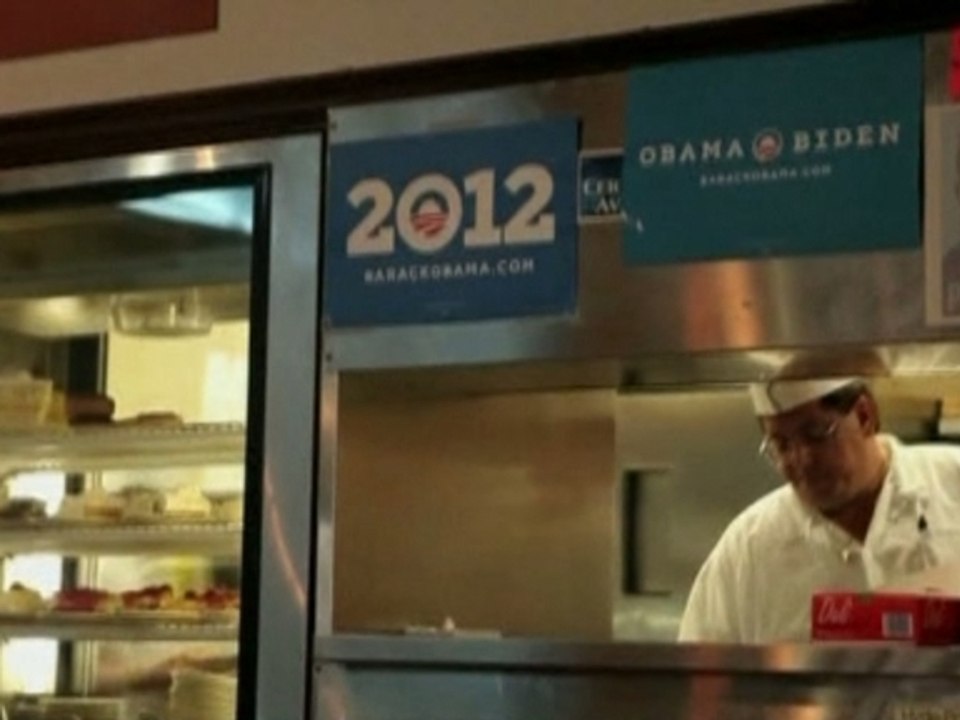 Chicago natives back Obama