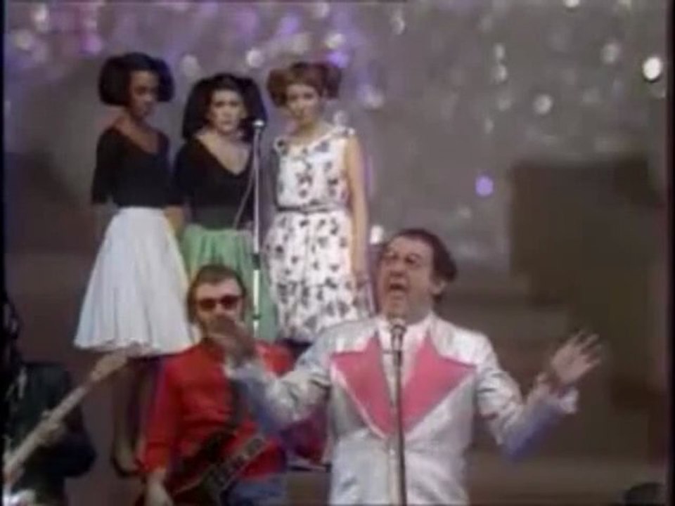 Coluche ne veut pas voir la lumière ni son porteur - et vous ?