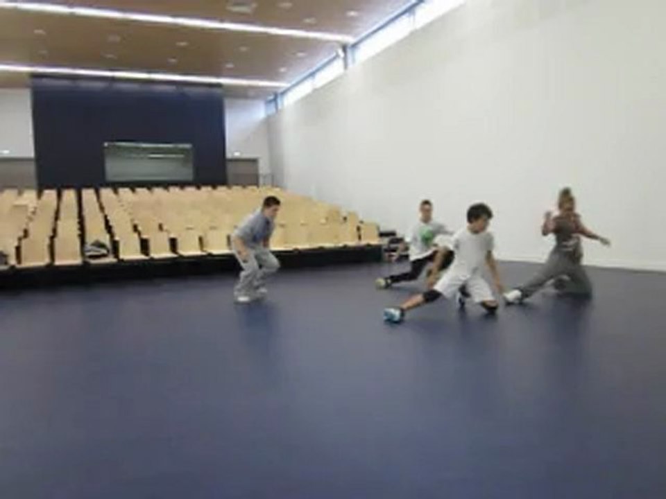 Chorégraphie Elodie et Paul (JLM) à intégrer à la chorégraphie K Lamar