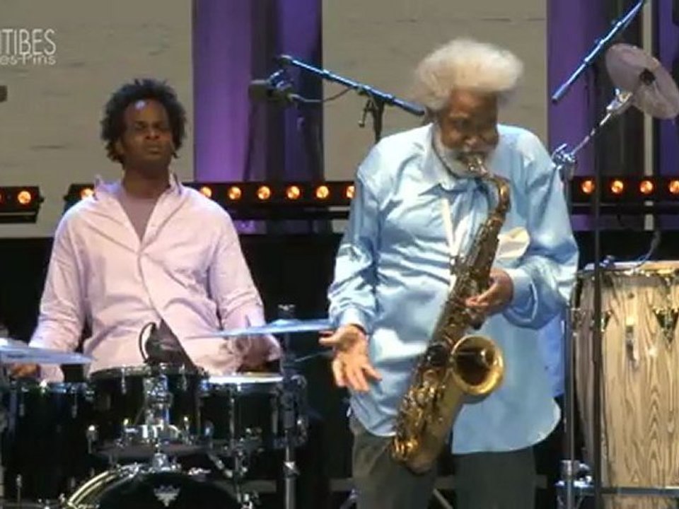 Sonny Rollins reçoit la médaille de la ville