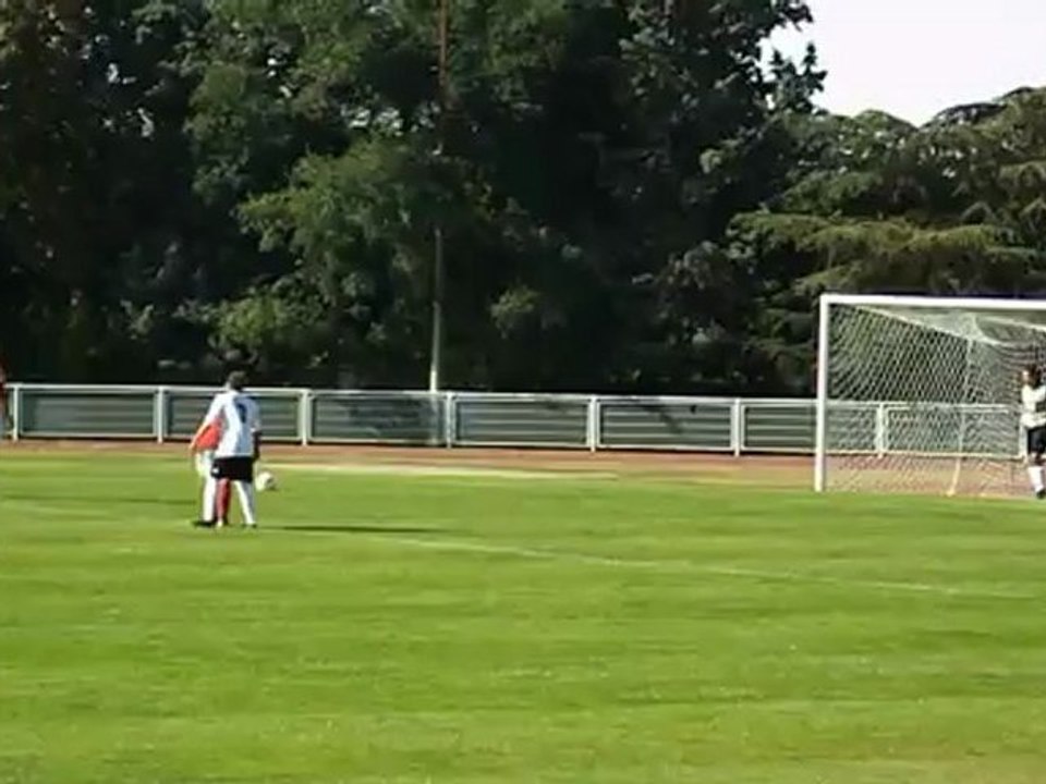 But de Lucie Barbet sur penalty contre épinal