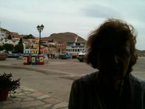 Τουρίστρια στη Χάλκη για τη σύλληψη Βαξεβάνη