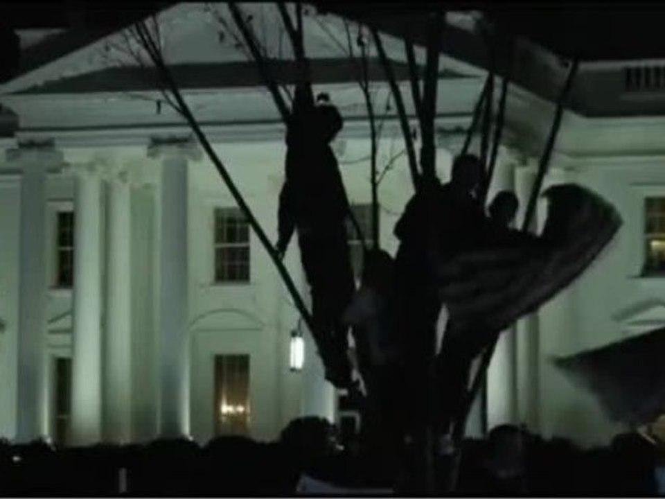 Les partisans d'Obama célèbrent la victoire devant la Maison blanche