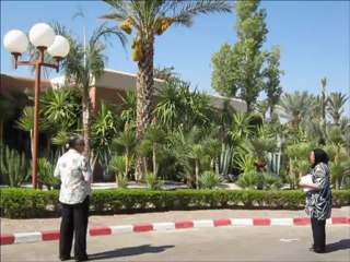 Mon film MARRAKECH septembre 2012 (1) - Entrée de l'hôtel Issil