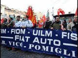 Pomigliano (NA) - Gli operai Fiat in estate tutti in newco (03.11.12)