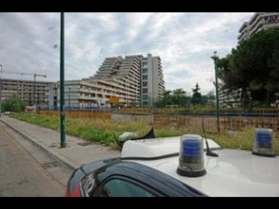 Napoli - Le forze dell'ordine assediano Scampia e Miano (03.11.12)