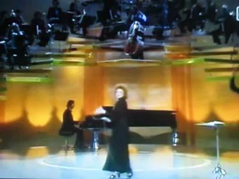 REGINE ( télé -screener ) Ce n'est Qu' une chanson
