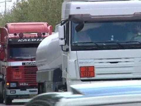 Mass protests as Greek MPs debate austerity