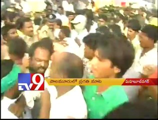 Chandrababu slams Cong over development