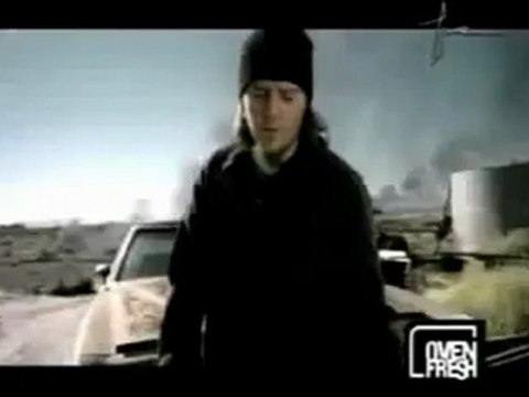 Broken - Seether and Amy Lee (With lyrics)-mindspeech_com