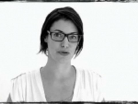 Comment appliquer le rouge à lèvres rouge?