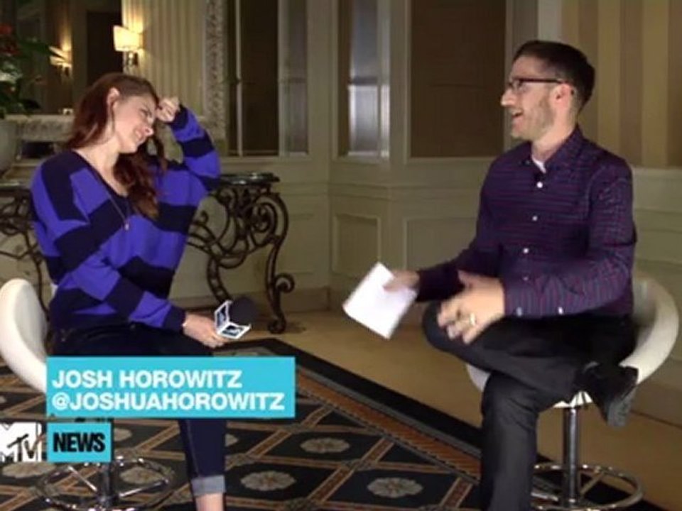 Kristen Stewart Recalls Her First Day On Set For 'Twilight' -  Rough Cut - Kristen Stewart