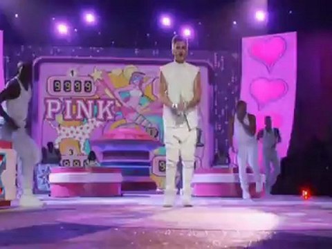 Justin Bieber performs at the Victoria's Secret fashion show