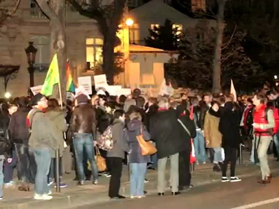 Manifestation de soutien à la loi ouvrant le mariage à tous les couples