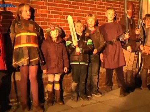 Geven en delen centraal tijdens Sint Martinusoptocht in Stad - RTV Noord