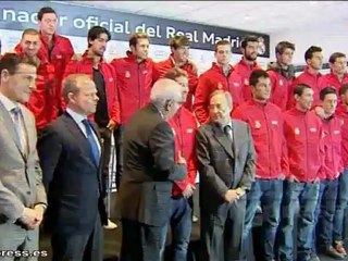 Los jugadores del Real Madrid estrenan coches