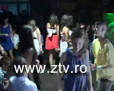 Balul Bobocilor la Liceul Tehnologic Mihai Viteazul - 2012 partea I