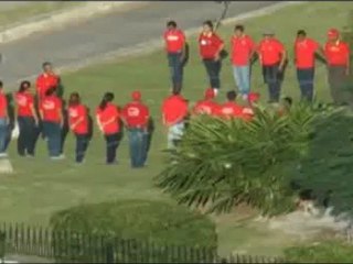 Denuncian que Gobierno envió jóvenes a Cuba para curso de formación política