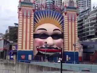 Cruising under harbour bridge