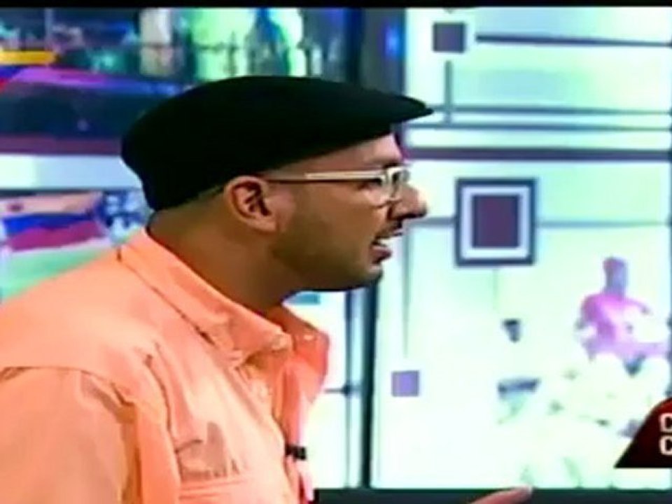 (Vídeo) Cayendo y Corriendo del Día Viernes 02 de noviembre, 2012 (2/3)