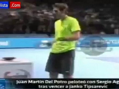 El Kun Agüero juega Tenis con Del Potro