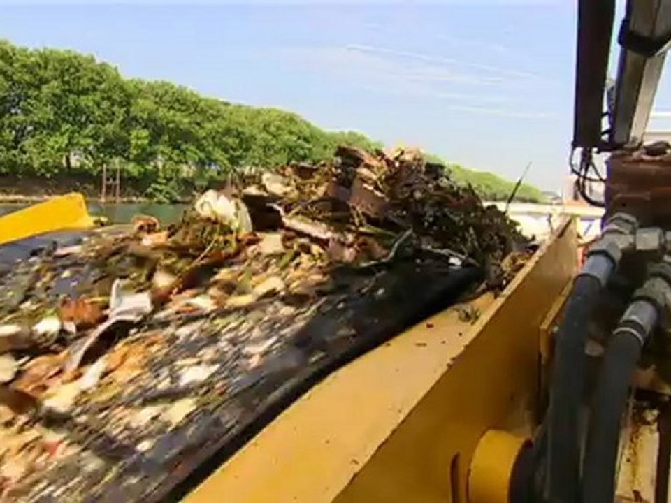 Les barrages flottants du SIAAP