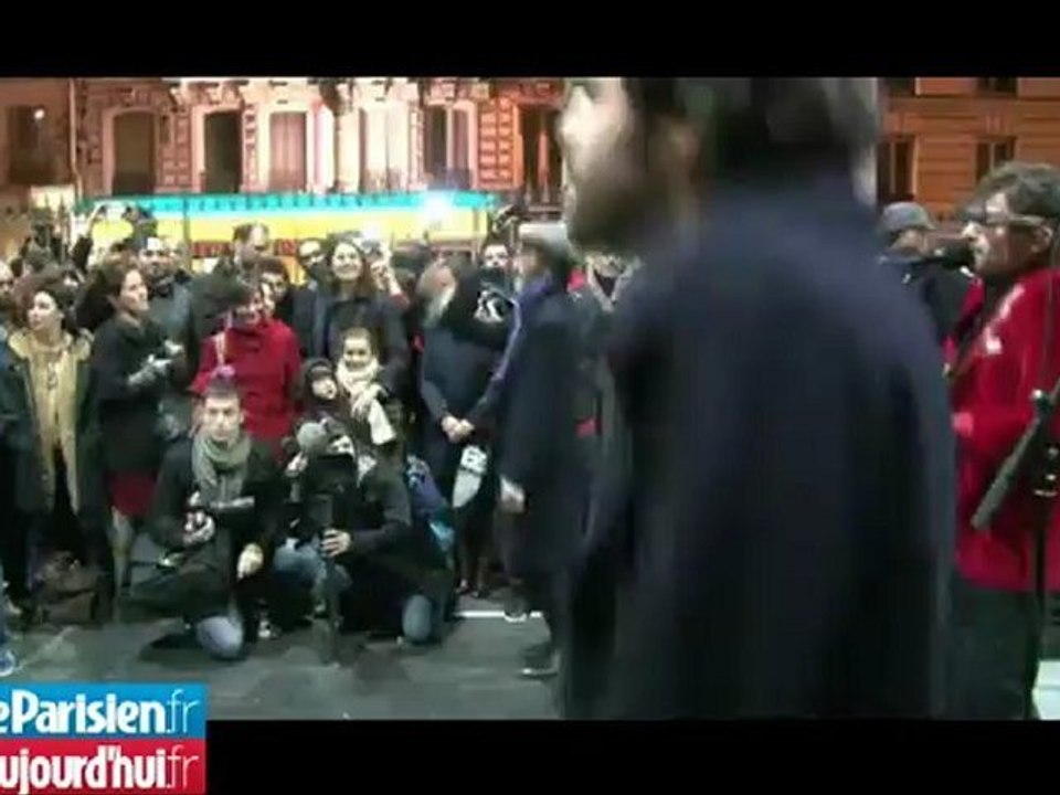 Concert surprise de «M» au métro Jaurès à Paris