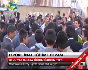Pkklı Sosyalist Hainlere Karşı GERÇEK KÜRTLER Ayaklandı. Öğrencilerden Protesto