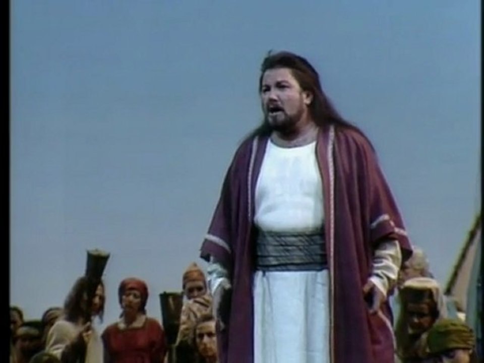 Attila - Verdi , ''Ella in poter del barbaro'' Most popular arias by soprano xxAtlantianKnightxx