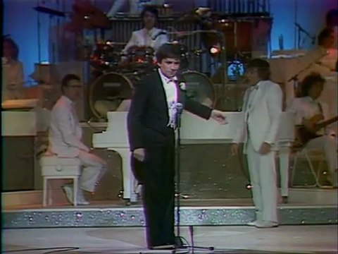 SHOW Thierry Le Luron- (1980)- extrait 3/4