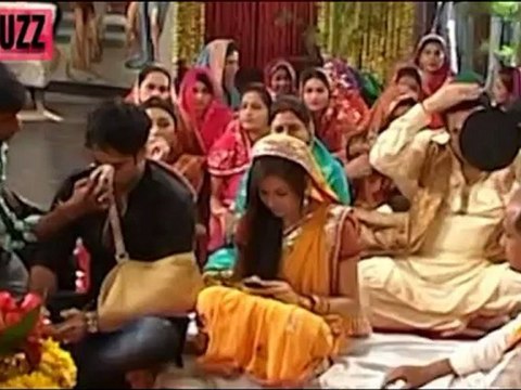 Madhubala OBSERVES KARVA CHAUTH for RK in Madhubala Ek Ishq Ek Junoon 12th November 2012