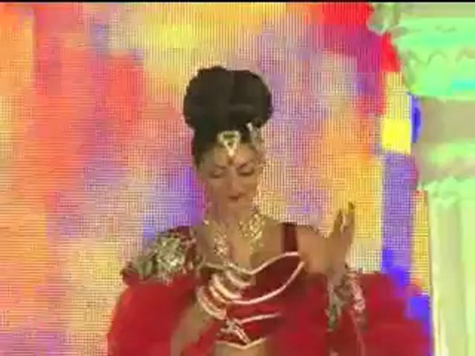 Sushmita sizzle the ramp