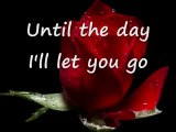 Laura Pausini - It's Not Goodbye lyrics