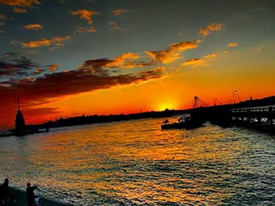 bu akşam bütün meyhanelerini dolaştım istanbulun