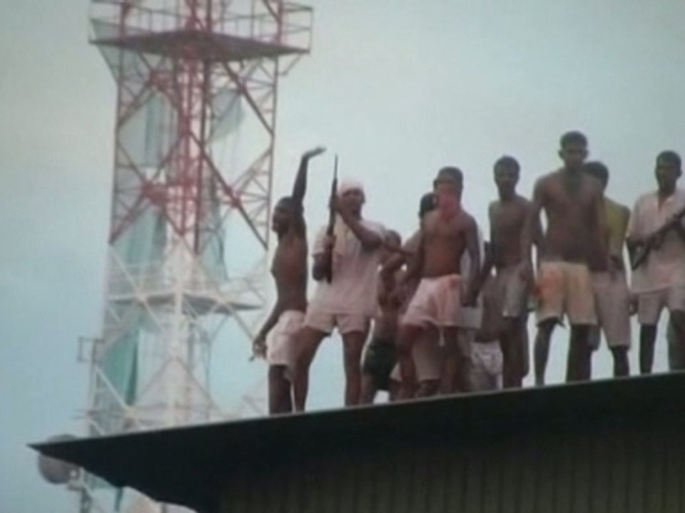 At least 27 killed in Colombo prison riot