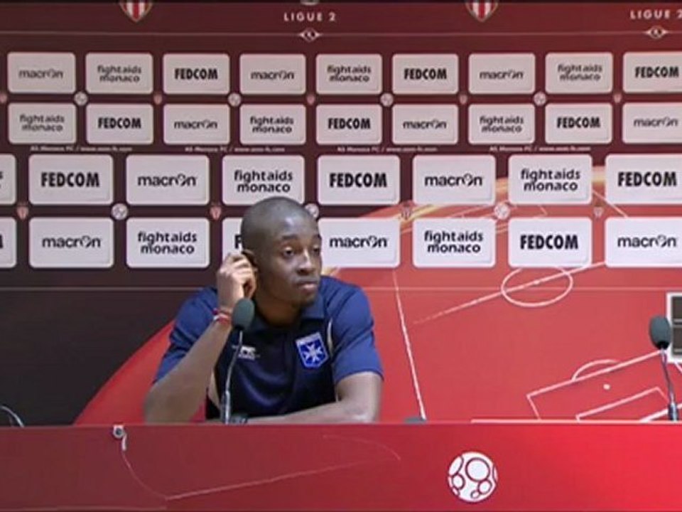 Conférence de presse AS Monaco FC - AJ Auxerre : Claudio RANIERI (ASM) - Jean-Guy  WALLEMME (AJA) - saison 2012/2013
