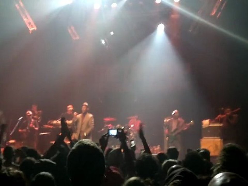 Linton Kwesi Johnson - Intro Live - Metropop festival 2012 Swiss