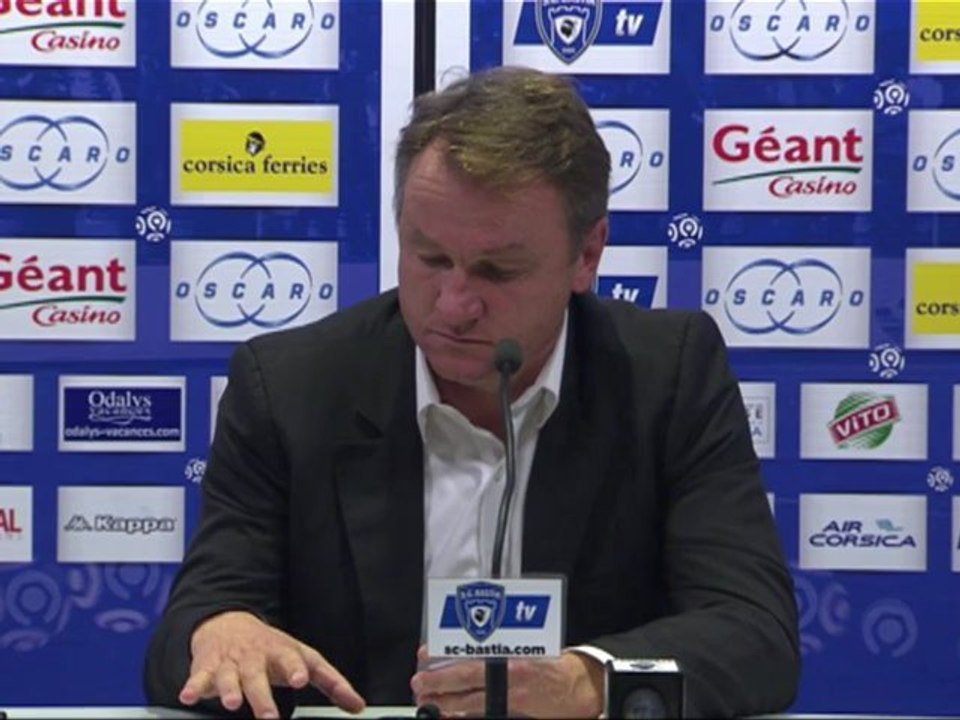 Conférence de presse SC Bastia - Valenciennes FC : Frédéric HANTZ (SCB) - Daniel  SANCHEZ (VAFC) - saison 2012/2013