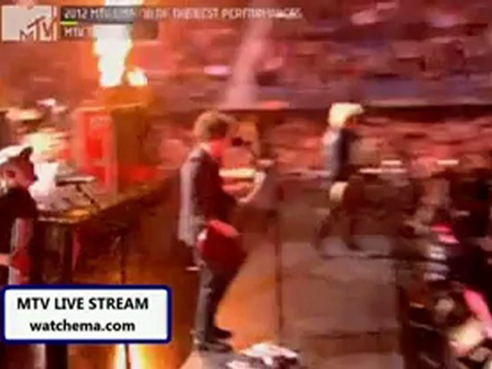 Muse Madness EMA 2012 performance