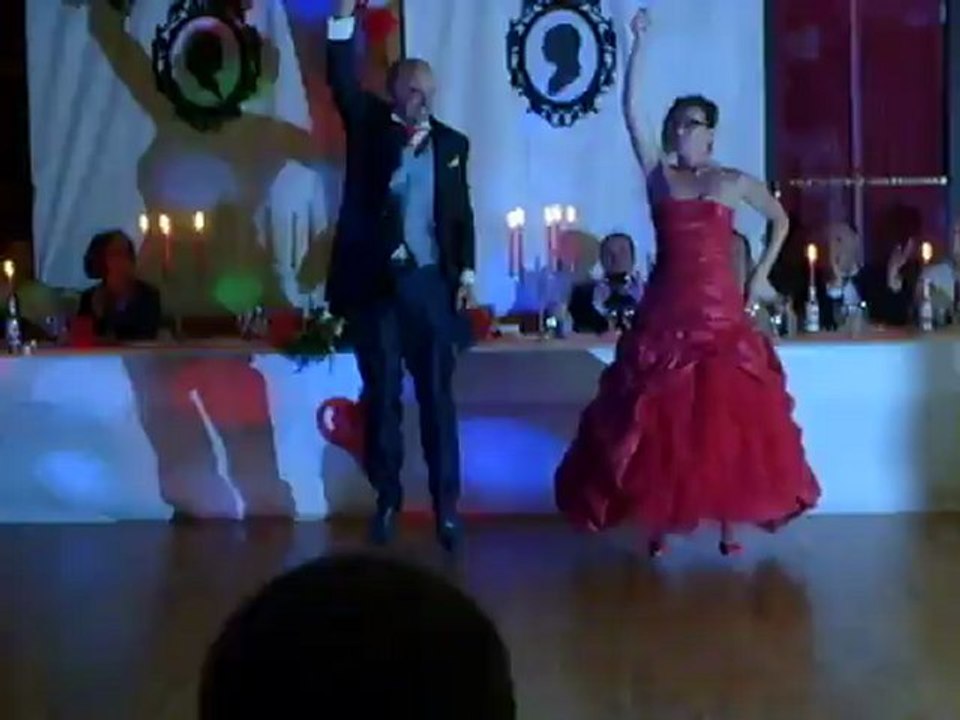 Entrée des mariée, chorégraphie de Jacques et Christiane sur I gotta feeling des Black Eyed Peas