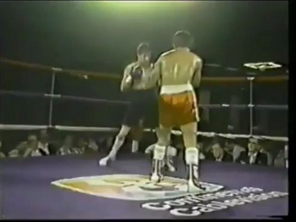1988-05-16 Johnny Tapia vs Norberto Ayala (sweetboxingvideos.wordpress.com)