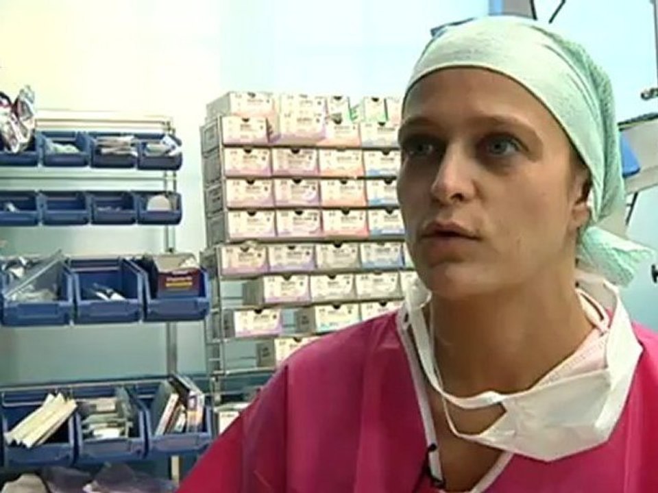 Les blouses blanches ont le blues