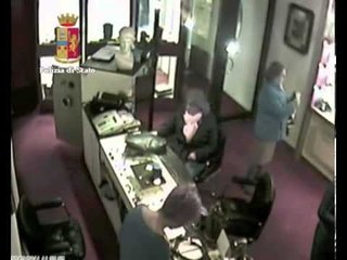 Bologna - Arrestate le ladre delle gioiellerie (10.11.12)