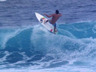 Bending Colours Trailer - Red Bull